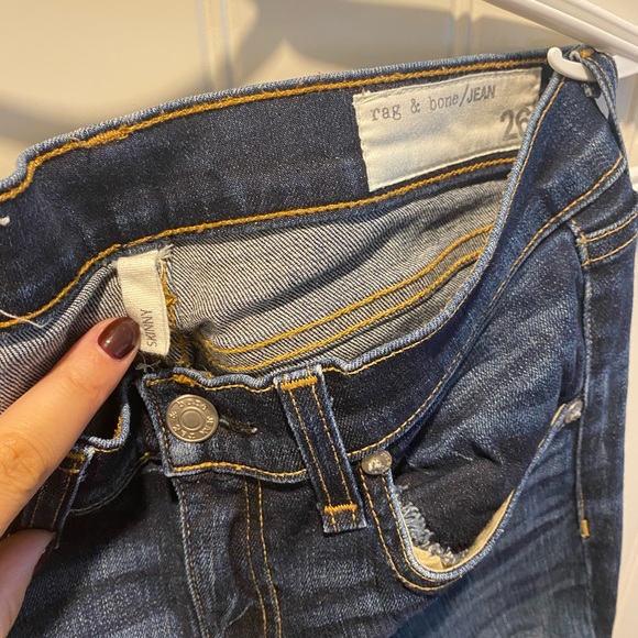 Rag & Bone size 26 skinny jeans - Picture 4 of 4